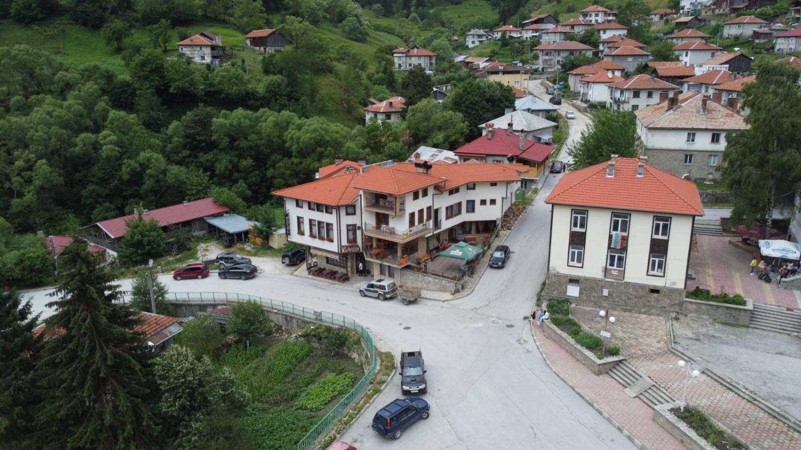 Къща За Гости Камината ترايغراد المظهر الخارجي الصورة